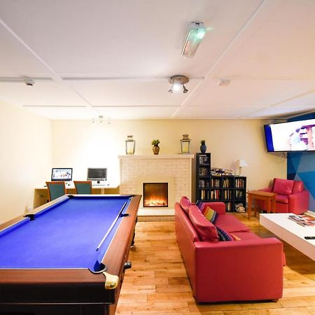 Snoozles Quay Street Tourist Hostel Galway Exteriör bild