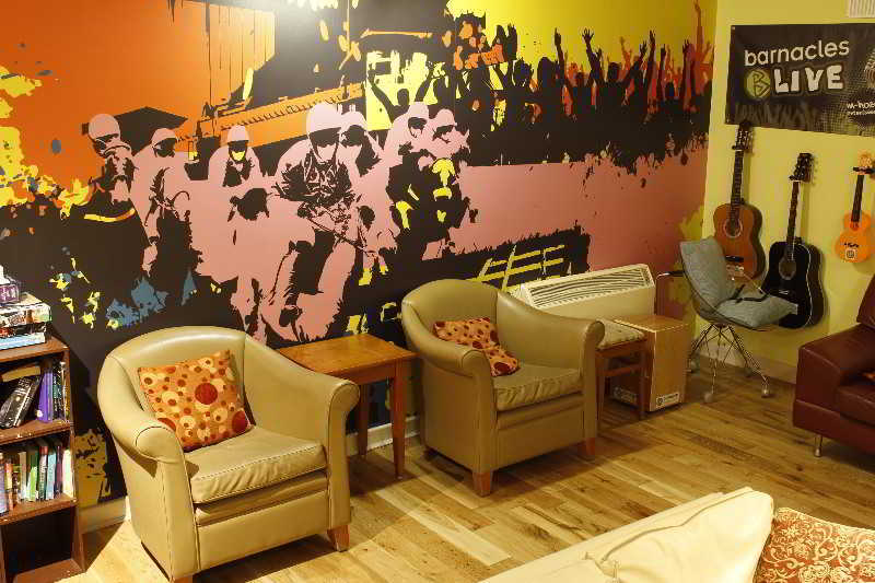 Snoozles Quay Street Tourist Hostel Galway Exteriör bild